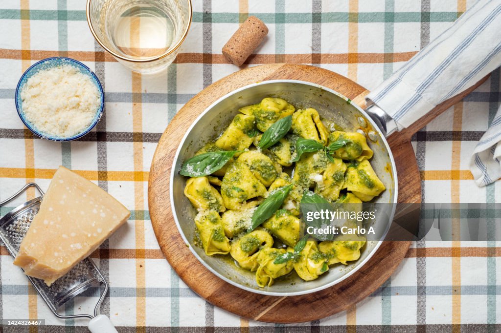 Tortellini in Pesto sauce