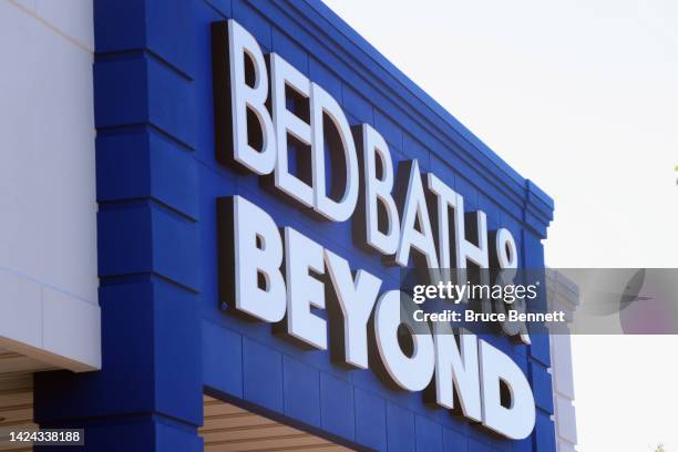 General view of a Bed Bath & Beyond store on September 15, 2022 in Westbury New York, United States. Many families along with businesses are...