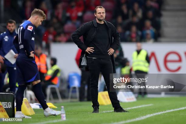 Bo Svensson, Head Coach of 1.FSV Mainz 05, reacts during the Bundesliga match between 1. FSV Mainz 05 and Hertha BSC at MEWA Arena on September 16,...