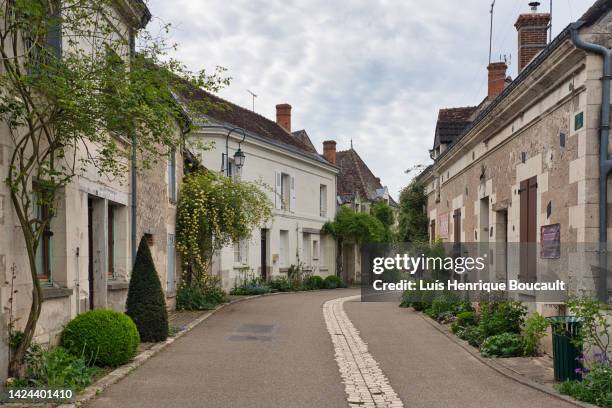 chédigny streets - chedigny stockfoto's en -beelden