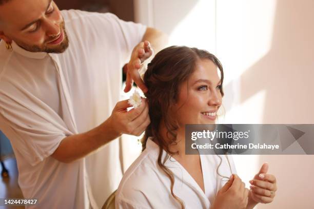 a bride getting ready before her wedding ceremony - bridal makeup stock pictures, royalty-free photos & images