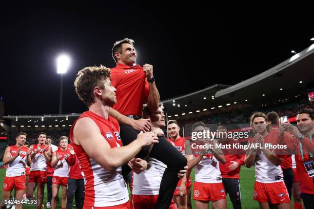 Josh P. Kennedy of the Swans is chaired from the field as the Swans celebrate victory during the AFL Second Preliminary match between the Sydney...