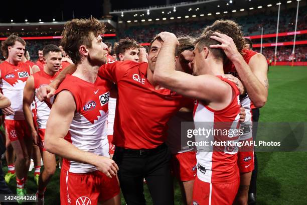 Josh P. Kennedy of the Swans celebrates victory with team mates after the AFL Second Preliminary match between the Sydney Swans and the Collingwood...