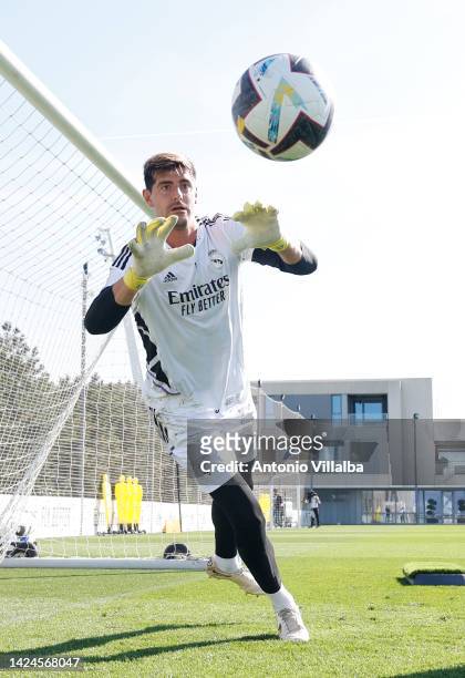 Thibaut Courtois, player of Real Madrid, is training with his teammates at Valdebebas training ground on September 17, 2022 in Madrid, Spain.