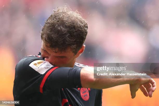 Thomas Müller of Bayern Munich reacts after the Bundesliga match between FC Augsburg and FC Bayern München at WWK-Arena on September 17, 2022 in...