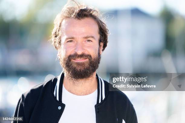 Amaury de Crayencour attends the "Cuisine interne" photocall during the La Rochelle Fiction Festival - Day Five on September 17, 2022 in La Rochelle,...