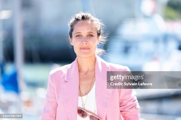 Julie de Bona attends the "Le souffle du dragon" photocall during the La Rochelle Fiction Festival - Day Five on September 17, 2022 in La Rochelle,...