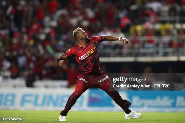 Ravi Rampaul of Trinbago Knight Riders celebrates the wicket of Raymon Reifer of Jamaica Tallawahs during the Men's 2022 Hero Caribbean Premier...