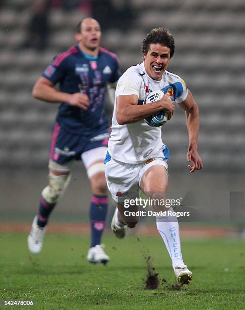 Ignacio Mieres of Exeter breaks clear with the ball during the Amlin Challenge Cup quarter final match between Stade Francais and Exeter Chiefs at...