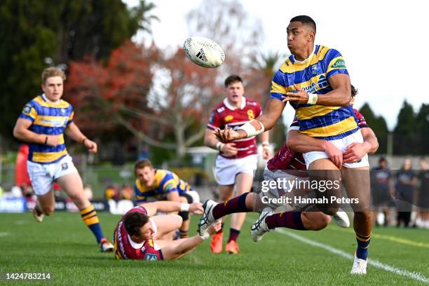 Nigel Ah Wong of Bay of Plenty charges forward during the round seven Bunnings NPC match between Bay of Plenty and Southland at Tauranga Domain, on...