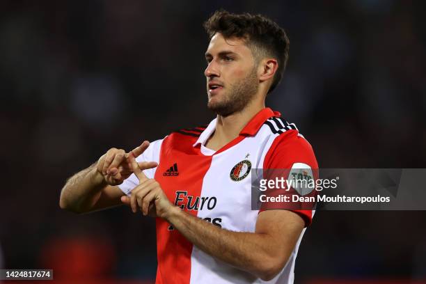 Santiago Gimenez of Feyenoord celebrates after scoring their side's fifth goal during the UEFA Europa League group F match between Feyenoord and SK...