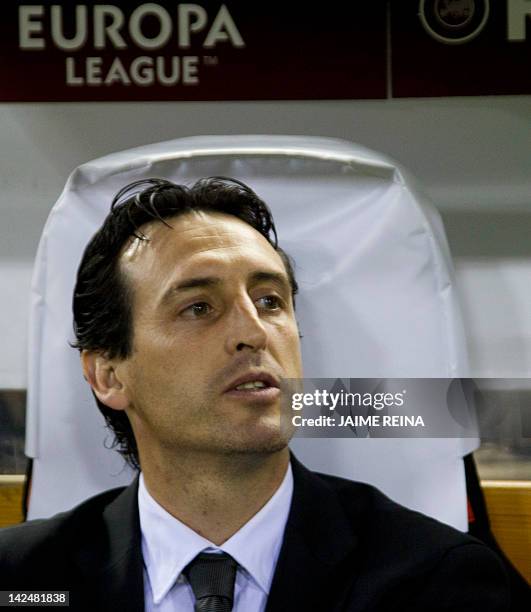 Valencia's coach Unai Emery gestures during the UEFA Europa League quarter-final second leg football match between Valencia and AZ Alkmaar on April...