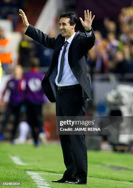 Valencia's coach Unai Emery gestures during the UEFA Europa League quarter-final second leg football match between Valencia and AZ Alkmaar on April...