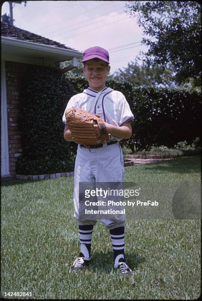 boy playing baseball - 1966 bildbanksfoton och bilder