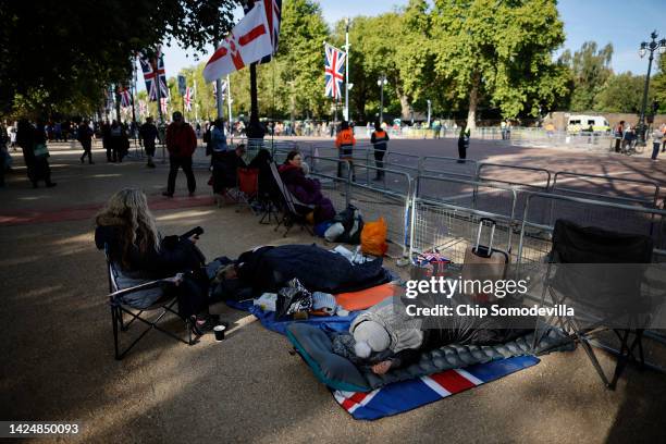 Friends Donna Collins, Lisa Warwick and Marie Reynolds stayed overnight in sleeping bags along The Mall in an attempt to get a front-row view of...