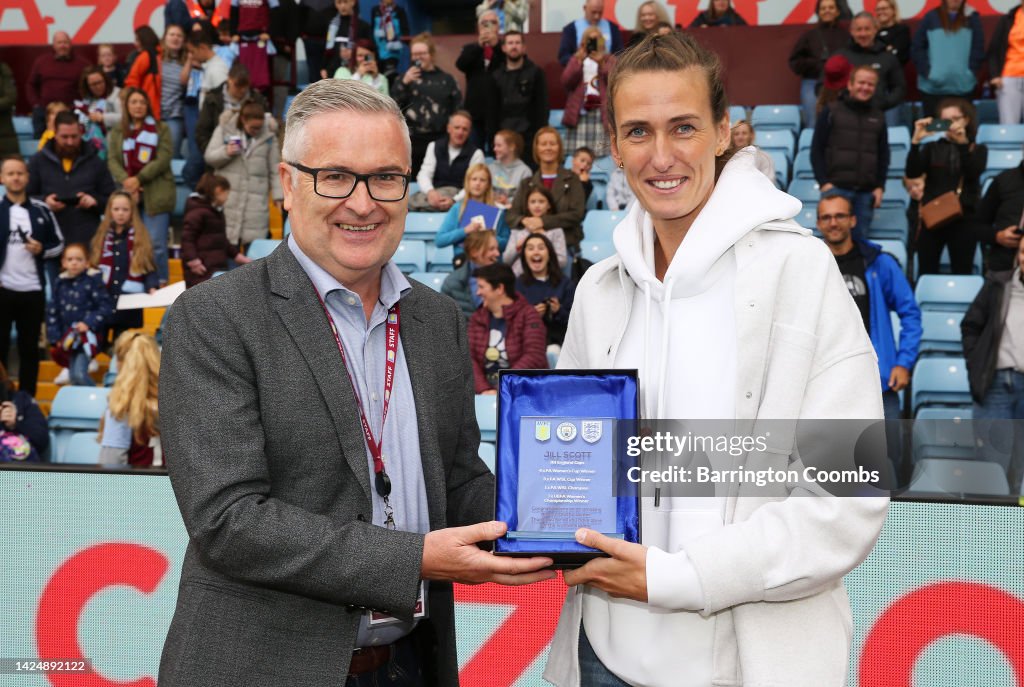 Paul Tyrrell, Chief Operating Officer poses with Former Professional...  News Photo - Getty Images