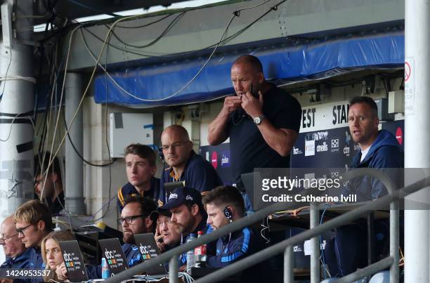 Steve Diamond, head coach of Worcester Warriors gives instructions during the Gallagher Premiership Rugby match between Worcester Warriors and Exeter...