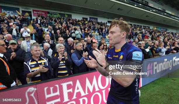 Gareth Simpson of Worcester Warriors applauds the home crowd after their defeat during the Gallagher Premiership Rugby match between Worcester...
