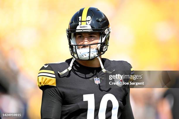 Mitch Trubisky of the Pittsburgh Steelers warms up before a game against the New England Patriots at Acrisure Stadium on September 18, 2022 in...
