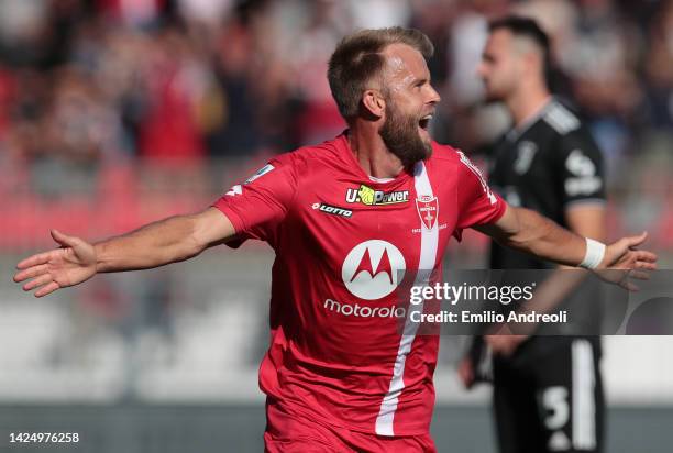 Christian Gytkjaer of AC Monza celebrates after scoring the opening goal during the Serie A match between AC Monza and Juventus at Stadio Brianteo on...