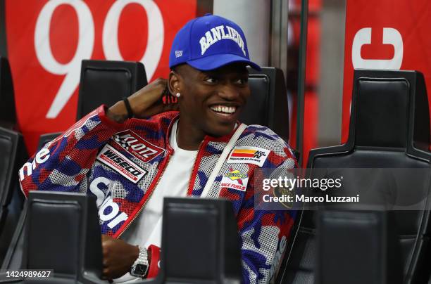 Rafael Leao of AC Milan reacts from the bench prior to the Serie A match between AC Milan and SSC Napoli at Stadio Giuseppe Meazza on September 18,...