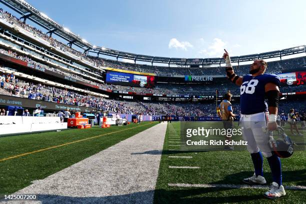 Ben Bredeson of the New York Giants gestures to the fans after the game at MetLife Stadium on September 18, 2022 in East Rutherford, New Jersey.