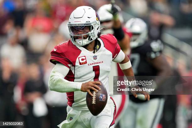 Kyler Murray of the Arizona Cardinals runs the ball for a touchdown in the fourth quarter against the Las Vegas Raiders at Allegiant Stadium on...