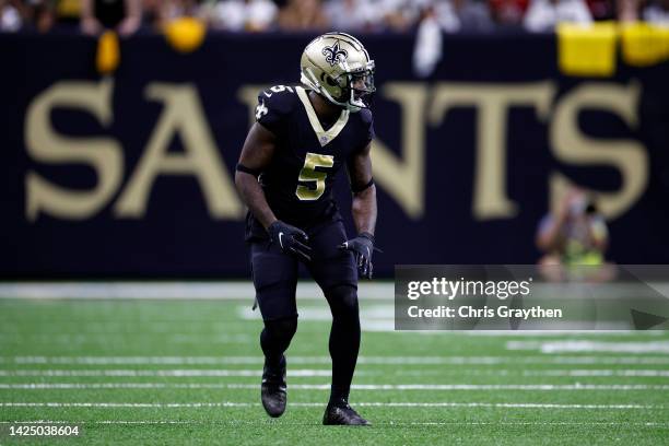 Jarvis Landry of the New Orleans Saints in action against the Tampa Bay Buccaneers at Caesars Superdome on September 18, 2022 in New Orleans,...