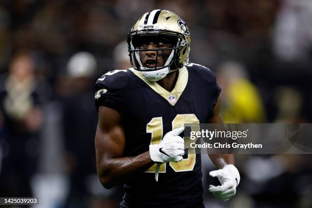 Michael Thomas of the New Orleans Saints in action against the Tampa Bay Buccaneers at Caesars Superdome on September 18, 2022 in New Orleans,...