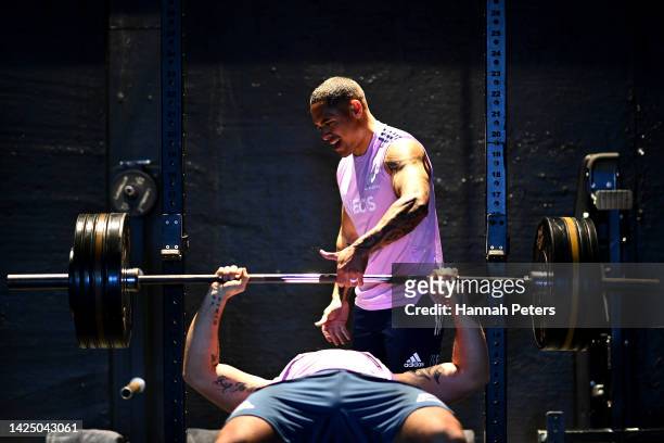 Aaron Smith and Codie Taylor of the All Blacks work out during a New Zealand All Blacks gym training session on September 19, 2022 in Auckland, New...