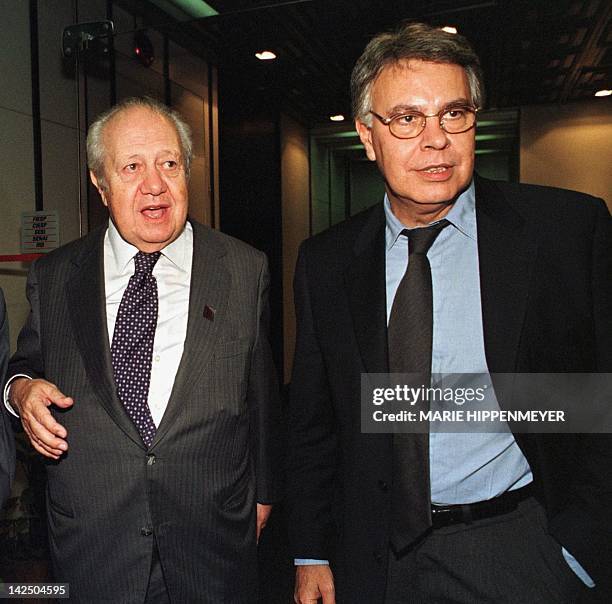 Former Portuguese President Mario Soares and former Spanish Prime Minister Felipe Gonzalez arrive for the closing ceremony 02 December of the "EU and...