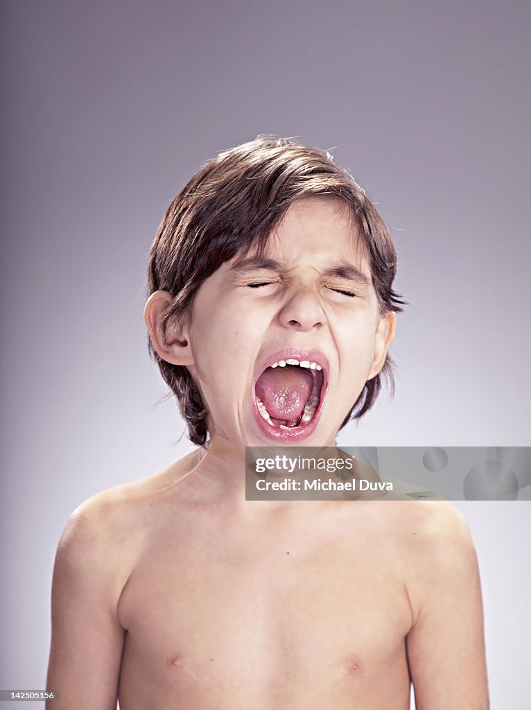Kids Retching Child Screaming Yelling Intensely High-Res Stock Photo - Getty Images