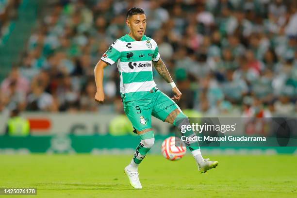 Leonardo Suarez of Santos controls the ball during the 15th round match between Santos Laguna and FC Juarez as part of the Torneo Apertura 2022 Liga...