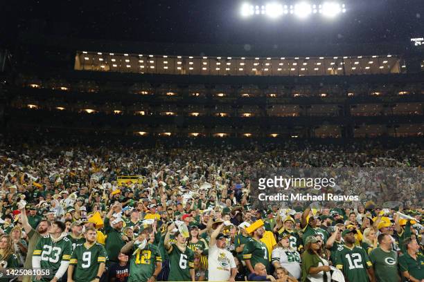 5,163 Packers Fans Stock Photos, High-Res Pictures, and Images - Getty  Images