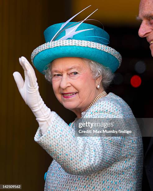 Queen Elizabeth II waves as she arrives at the Mansion House during a visit to York, after attending the Maundy Thursday Church Service at York...