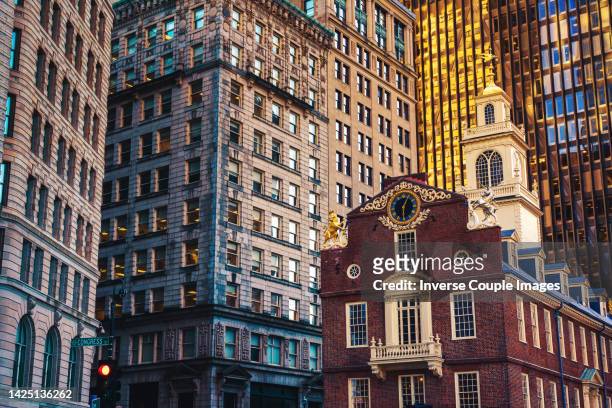 iconic boston old state house building in massachusetts usa, united state of america, architecture and building with tourist and travel destination concept - boston massachusetts imagens e fotografias de stock