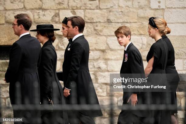 Jack Brooksbank, Princess Eugenie, Princess Beatrice, Edoardo Mapelli Mozzi, James, Viscount Severn and Lady Louise Windsor arrive at Westminster...