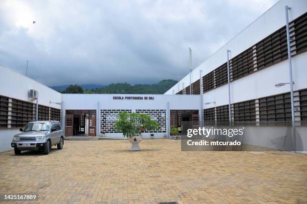 ruy cinatti portuguese school, dili, east timor - dili stock pictures, royalty-free photos & images