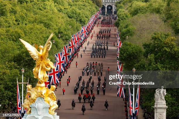 General view of Mounties of the Royal Canadian Mounted Police along The Mall on September 19, 2022 in London, England. Elizabeth Alexandra Mary...