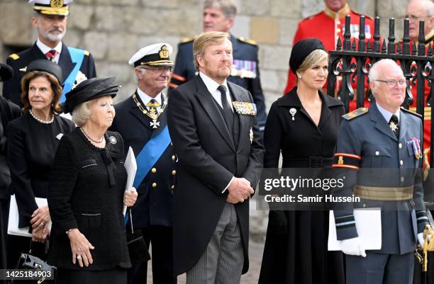 Queen Silvia of Sweden, Beatrix of the Netherlands, Carl XVI Gustaf, King of Sweden, King Willem-Alexander of the Netherlands and Queen Máxima of the...