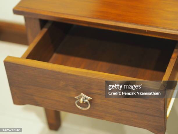 wooden drawer with handle - bureau vintage stock-fotos und bilder