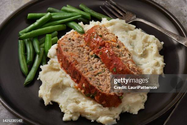 moist turkey and spinach meatloaf - meat loaf stock pictures, royalty-free photos & images