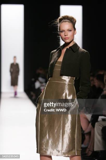 Model at the Fall 2005 Narciso Rodriguez show in New York.