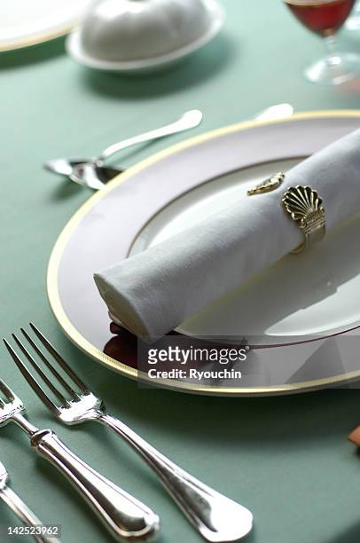 food,set the table - luxury table setting stock pictures, royalty-free photos & images