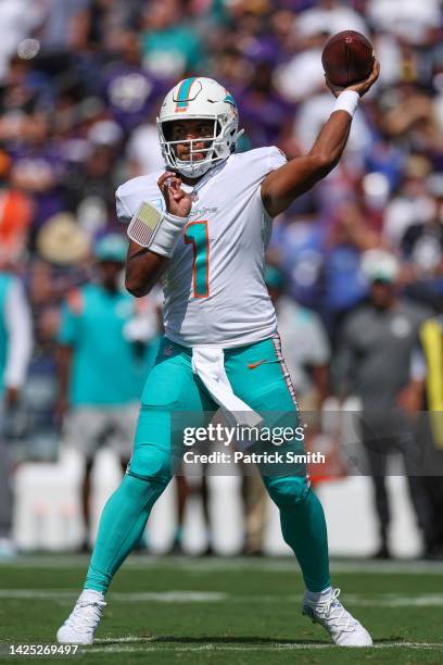 Tua Tagovailoa of the Miami Dolphins throws a pass against the Baltimore Ravens at M&T Bank Stadium on September 18, 2022 in Baltimore, Maryland.