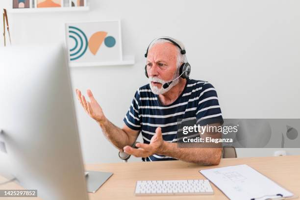 Sad Call Handler Sad Call Center Rep Photos and Premium High Res Pictures - Getty Images