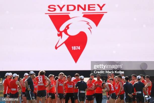 The Swans have a team talk before they start a Sydney Swans AFL training session at Sydney Cricket Ground on September 20, 2022 in Sydney, Australia.