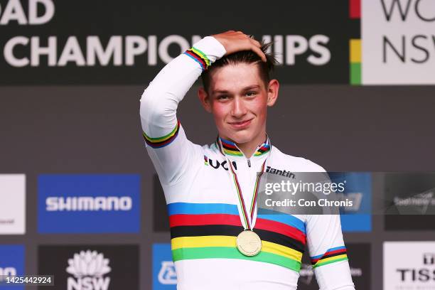 Joshua Tarling of United Kingdom celebrates on the podium with the world Champion Jersey and the gold medal after the 95th UCI Road World...