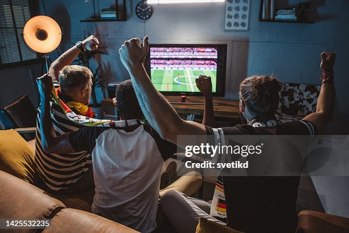 Regarder le championnat de football à la maison Regarder le championnat de football à la maison