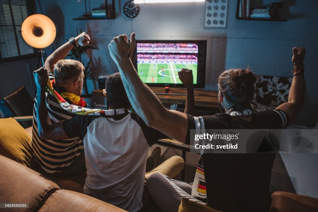 Guardare il campionato di calcio a casa